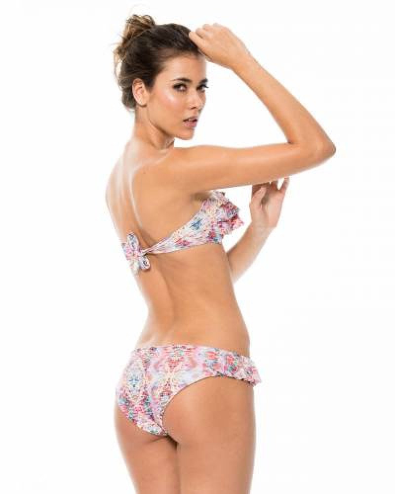 Μαγιό μπικίνι στράπλες με βολάν