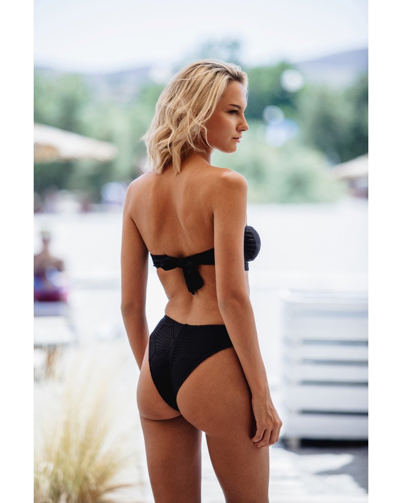 Μαγιό γυναικείο σετ μπικίνι στράπλες ανάγλυφο Cup B